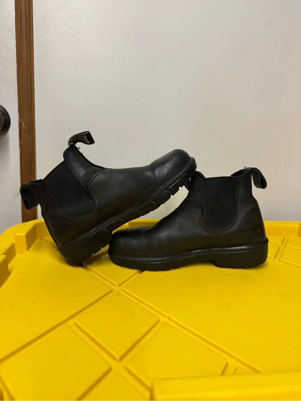 Rossi Endura Chelsea Boots Size 5 Black Leather Made in Australia Work Boots